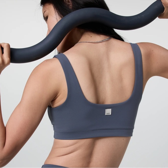 Vuori AllTheForm™ Bra - Picture 1 of 5